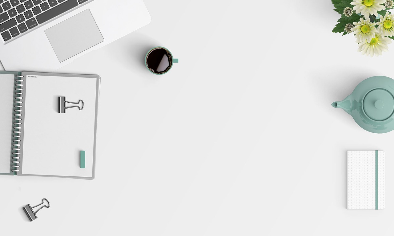Minimalistische werkruimte met weinig afleiding. Minimalistische werkruimte met weinig afleiding.